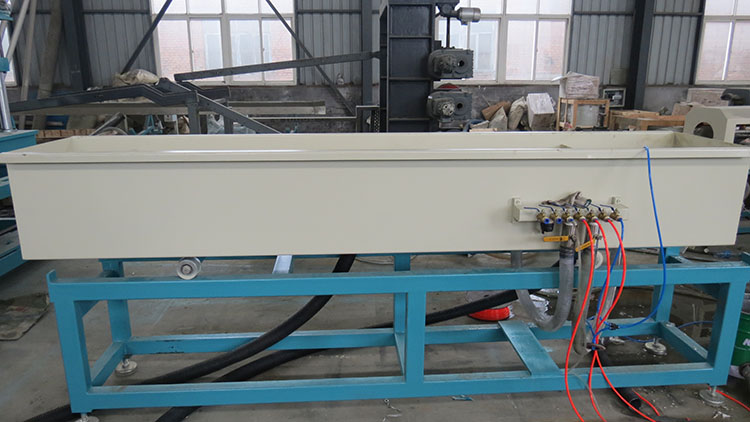 多孔梅花管设备 多孔梅花管设备